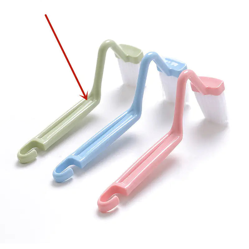 Curved Edge Toilet Scrubber with Wall Hook