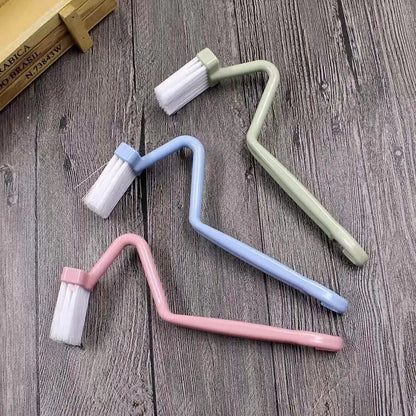 Curved Edge Toilet Scrubber with Wall Hook